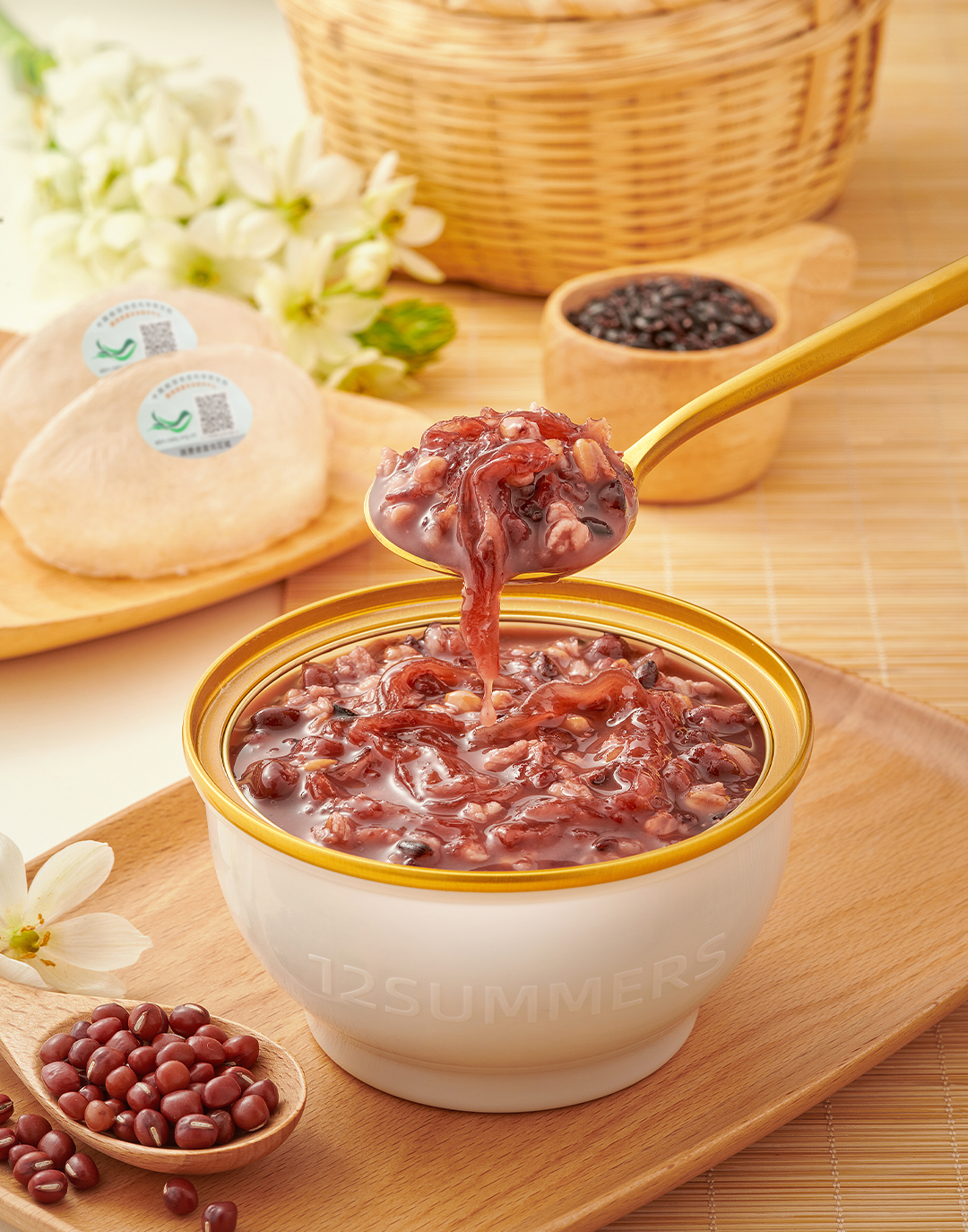 燕窝粥牛奶黑米口味