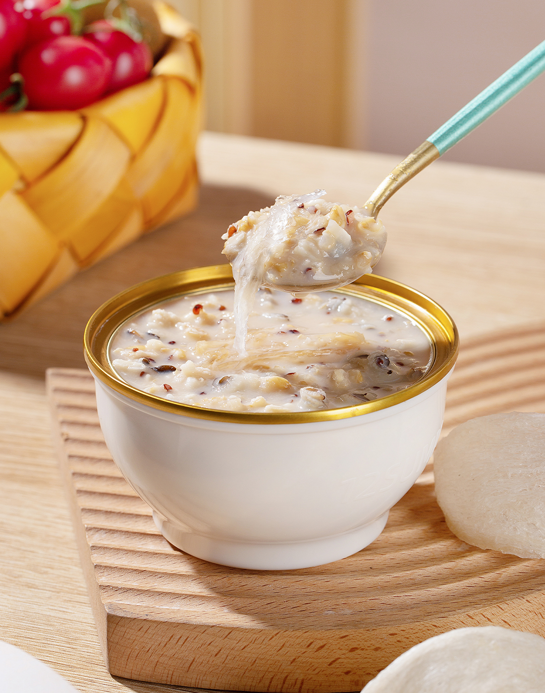 燕窝粥燕麦牛奶口味